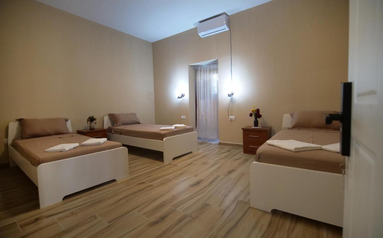 Hanna & Solei Hotel Berat Exteriér fotografie
