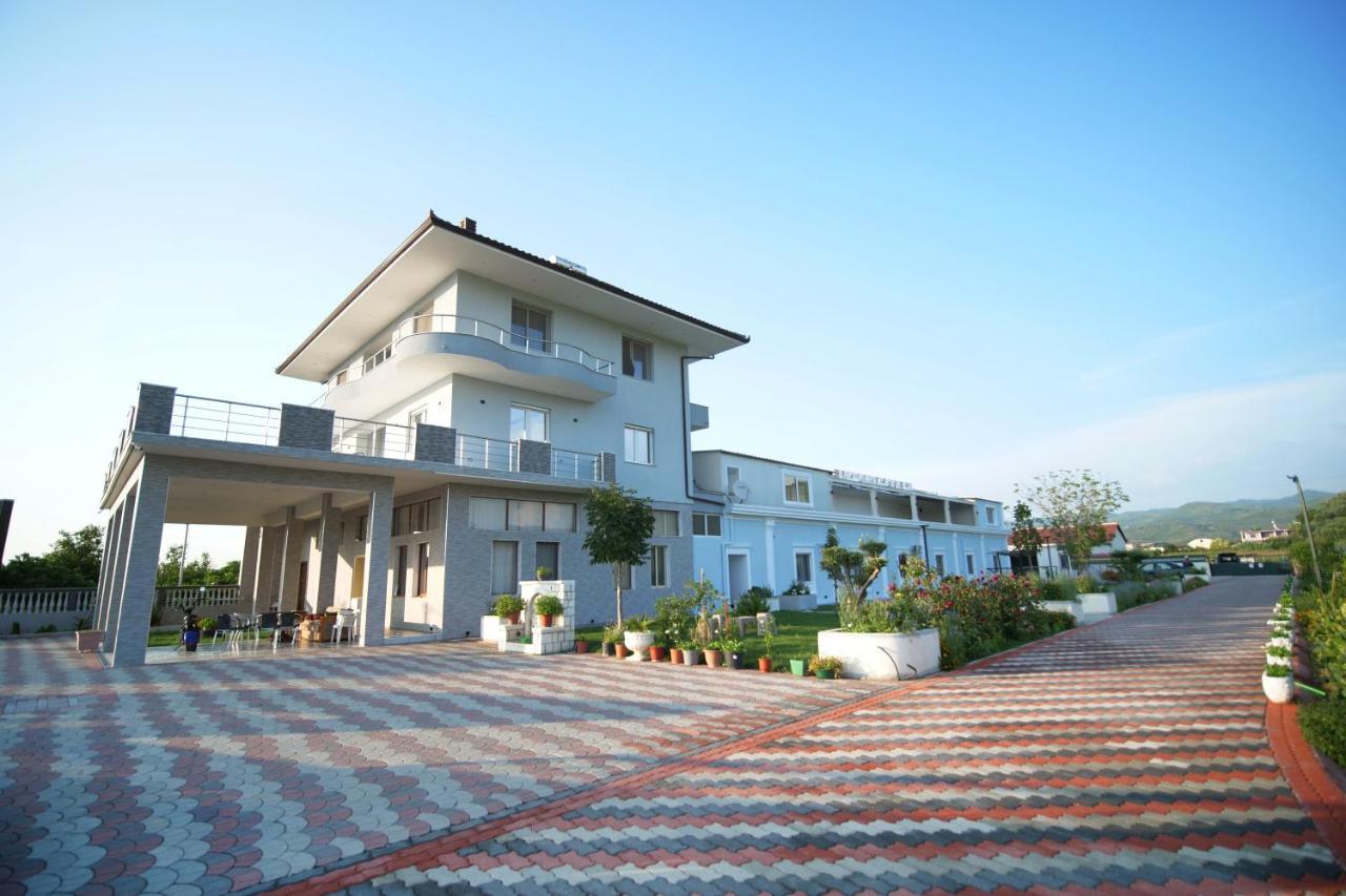 Hanna & Solei Hotel Berat Exteriér fotografie